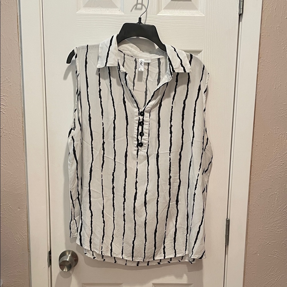 Striped Sleeveless Blouse - Black and White